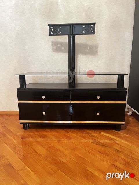 Televizor altlığı — Bakı