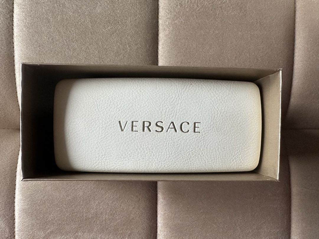 Eynək Versace — Şəxsi əşyalar, Bakı (2)