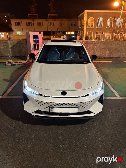 Changan Uni-V iDD, 1.5 L, 18.99 kWh, 2024 il, 13 501 km