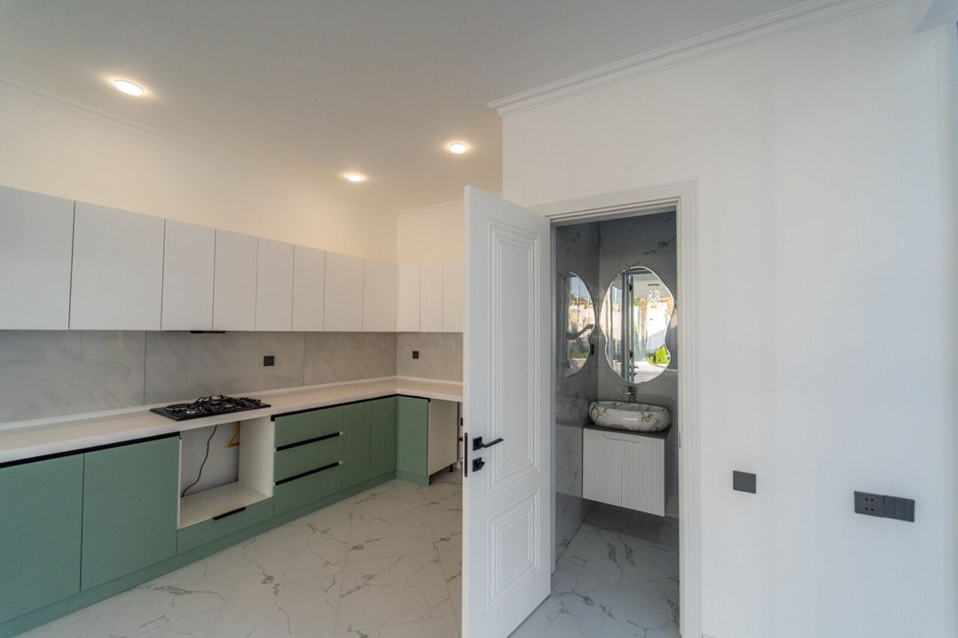 Satılır 6 otaqlı həyət evi/bağ evi 300 m² — Ev, villa, Bakı (10)