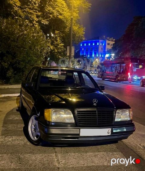 Mercedes E 200, 2.0 L, 1993 il, 350 000 km