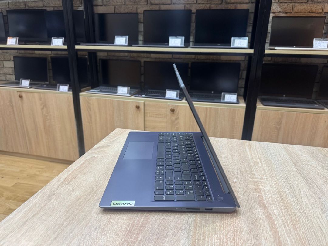 Lenovo IdeaPad Slim 3 15IRH8 — Noutbuklar, Bakı (2)
