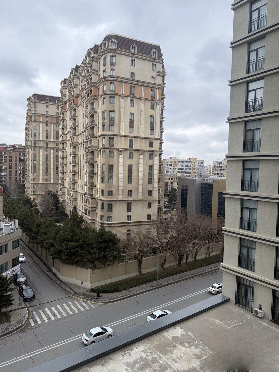 Satılır 2 otaqlı yeni tikili 100 m² — Mənzil, Bakı (12)
