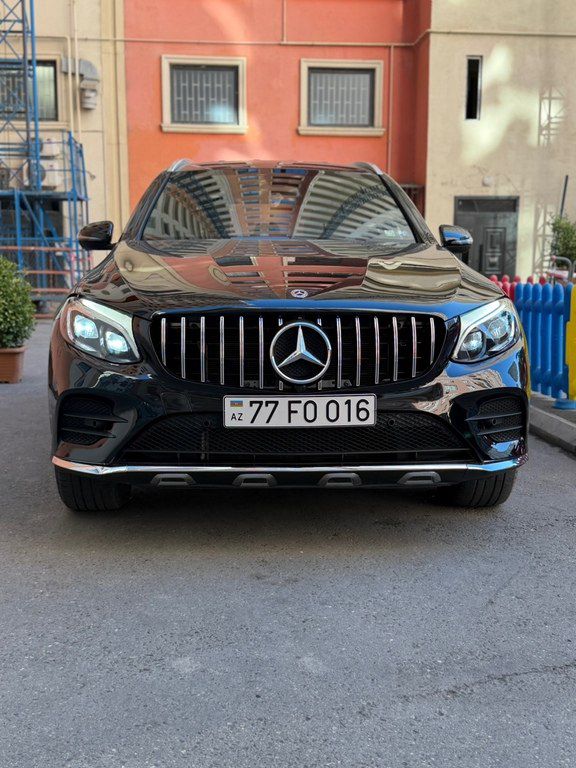 Mercedes GLC 300 4MATIC, 2.0 L, 2018 il, 95 000 km — Avtomobillər, Bakı (2)