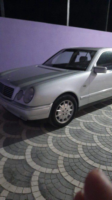 Mercedes E 240, 2.4 L, 1998 il, 300 000 km — Avtomobillər, Bakı (4)