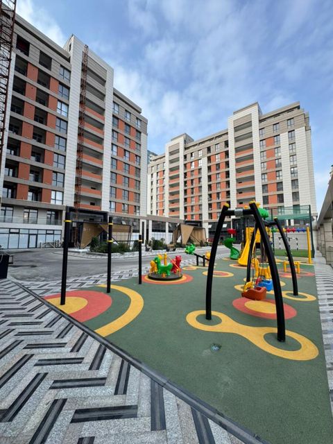 Satılır 3 otaqlı yeni tikili 101 m² — Bakı