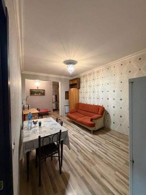 İcarəyə verilir 2 otaqlı köhnə tikili 42 m² — Bakı