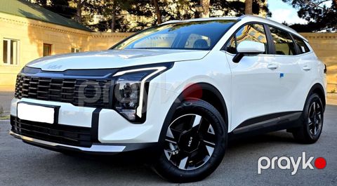 Kia Sportage, 2.0 L, 2025 il, 5 000 km