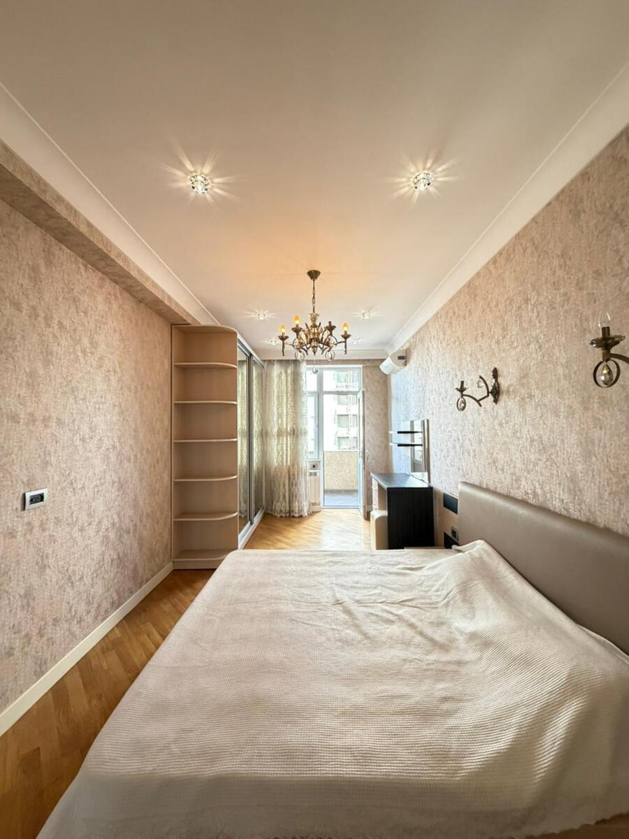 Satılır 3 otaqlı yeni tikili 177 m² — Mənzil, Bakı (5)