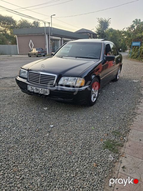 Mercedes C 230, 2.3 L, 1998 il, 280 455 km