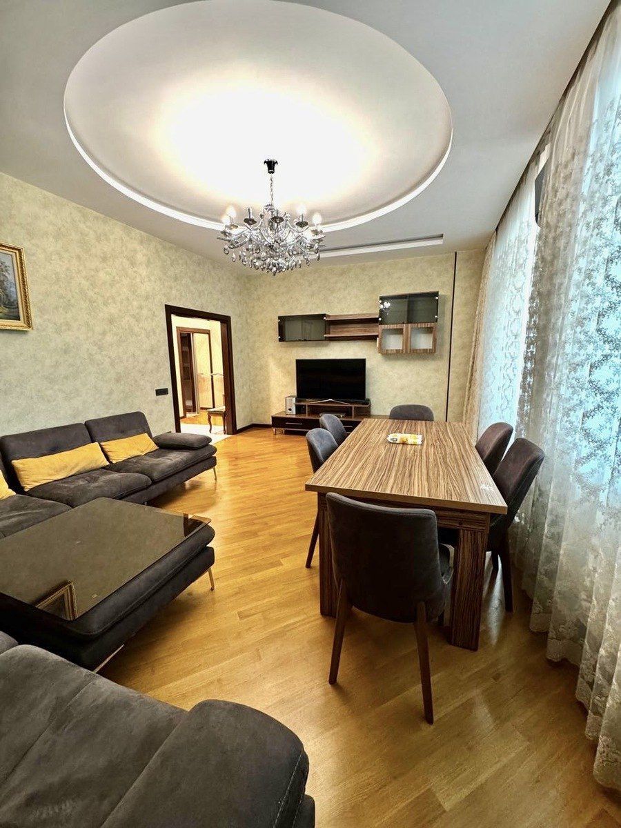 Satılır 3 otaqlı yeni tikili 120 m² — Mənzil, Bakı (2)