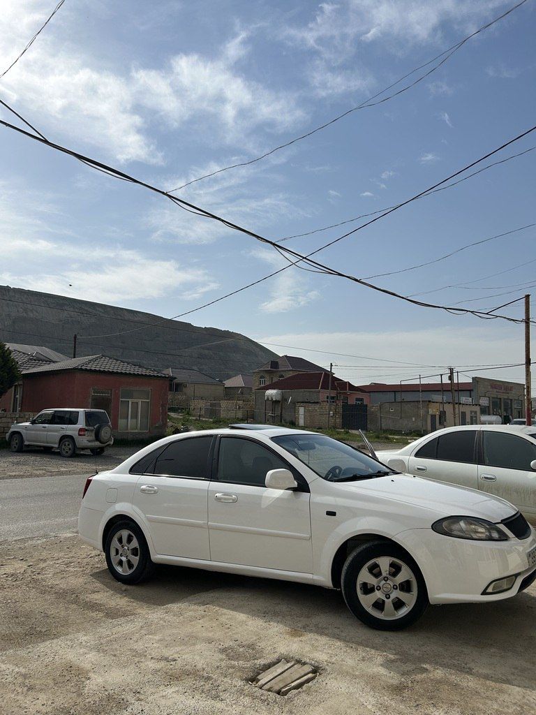 Daewoo Gentra, 1.5 L, 2014 il, 300 000 km — Avtomobillər, Bakı (10)