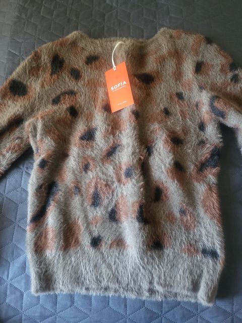 Sofia by Sofia Vergara qadın sviter - Material: yumşaq, tüklü toxuma — Bakı