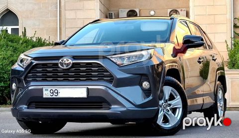 Toyota RAV4, 2.0 L, 2019 il, 102 000 km