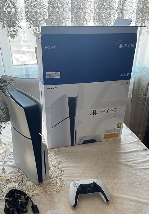 PS5 Slim 1TB — Bakı