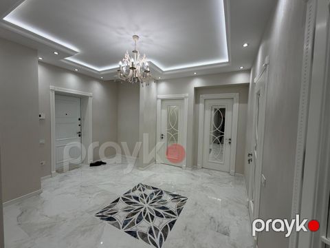 Satılır 3 otaqlı yeni tikili 110 m²