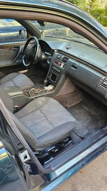 Mercedes E 270, 2.7 L, 2000 il, 423 000 km — Avtomobillər, Bakı (10)