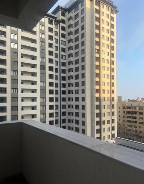 Satılır 2 otaqlı yeni tikili 77 m² — Bakı