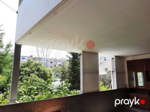 İcarəyə verilir 4 otaqlı köhnə tikili 110 m²