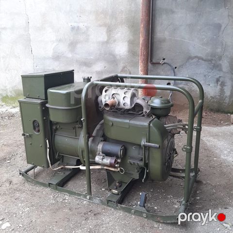 Benzin generator – 5.8 kVt güc Güc: 5.8 kVt Yanacaq növü: benzin — Bakı