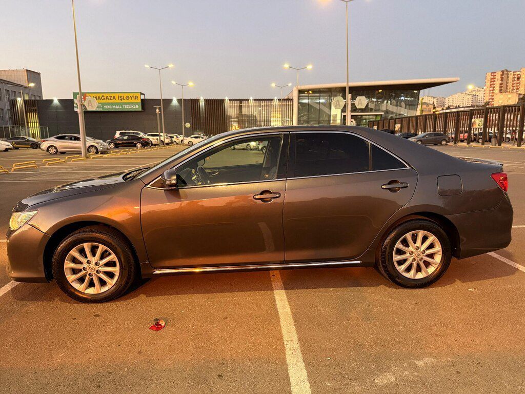 Toyota Camry, 2.5 L, 2014 il, 241 000 km — Avtomobillər, Bakı (3)