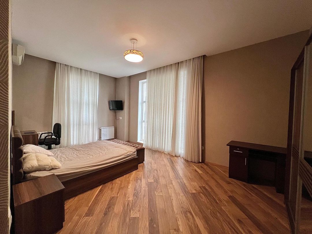 Satılır 4 otaqlı yeni tikili 190 m² — Mənzil, Bakı (7)