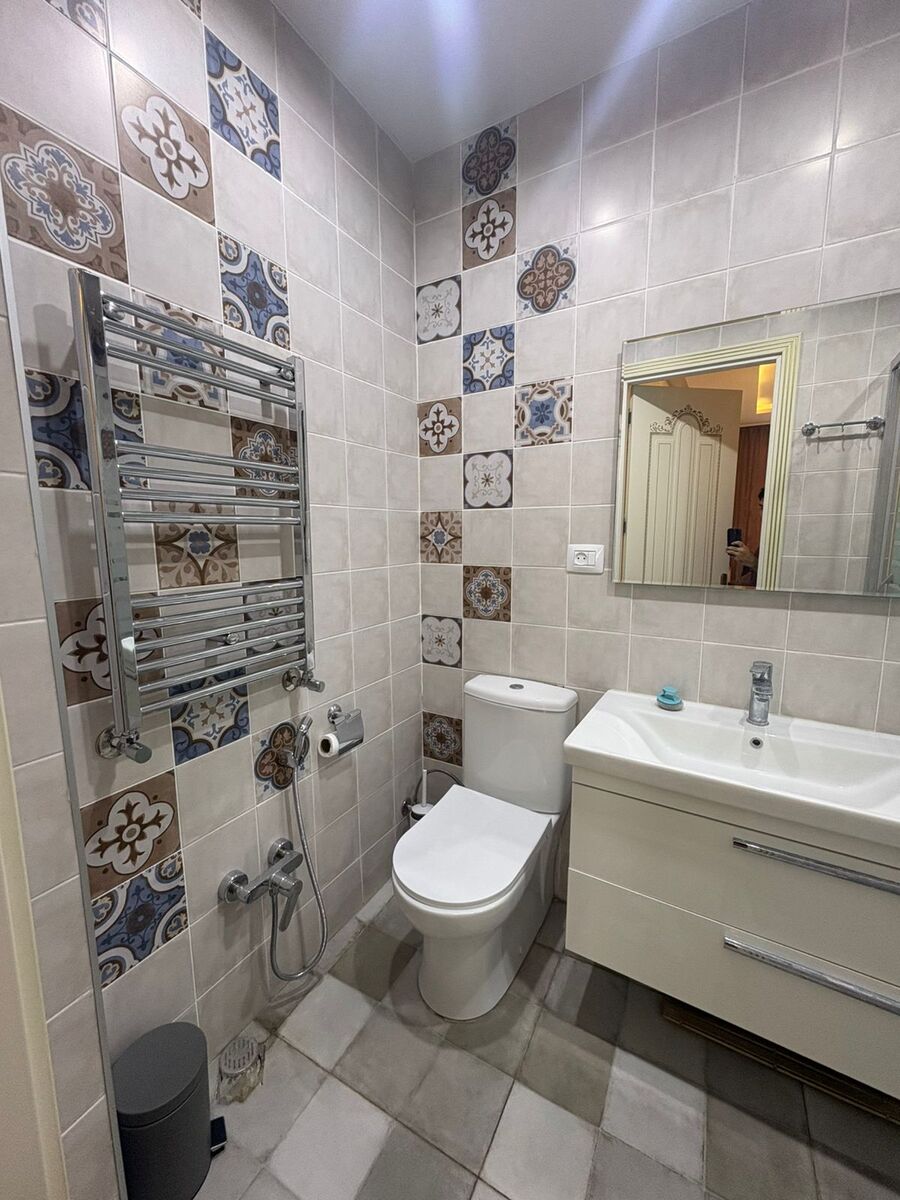 4-otaqlı yeni tikili kirayə verilir, 28 May m., 210 m² — Mənzil, Bakı (6)