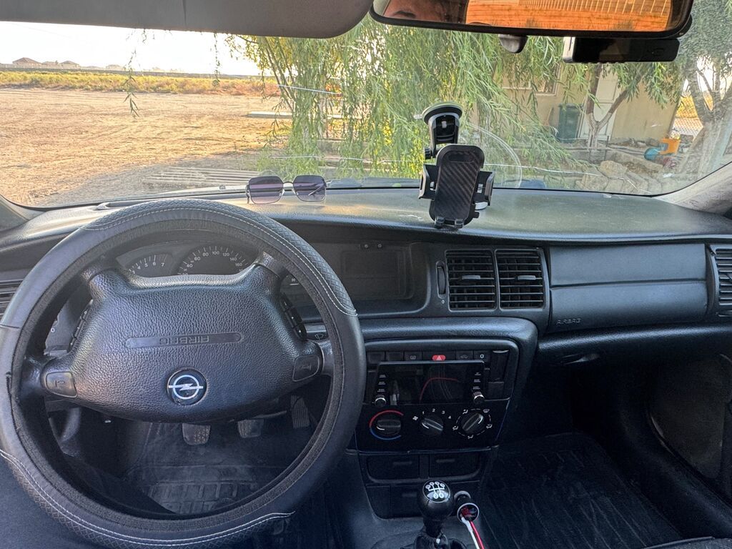 Opel Vectra Caravan (Universal) – gümüşü rəng - Kuzov: universal (5 — Avtomobillər, Sumqayıt (6)