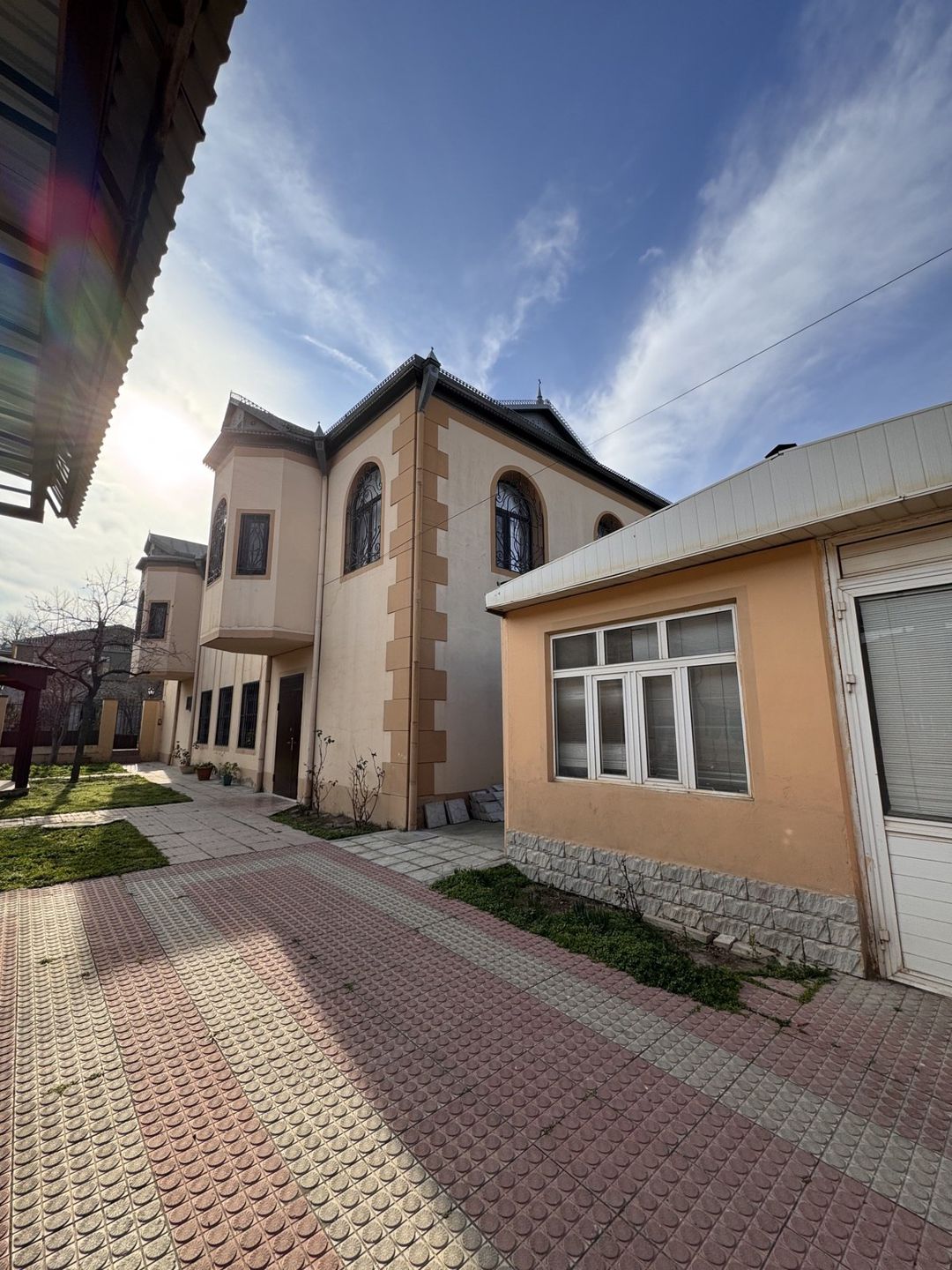Satılır 7 otaqlı həyət evi/bağ evi 300 m² — Ev, villa, Bakı (2)