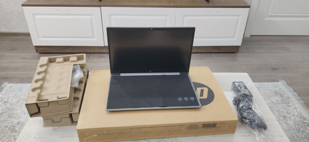HP zBook Firefly G8 Mobile Workstation (32 RAM) — Noutbuklar, Bakı (6)