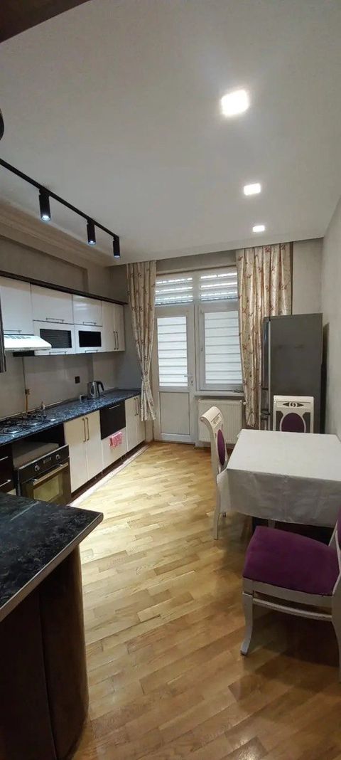 İcarəyə verilir 2 otaqlı yeni tikili 100 m² — Bakı