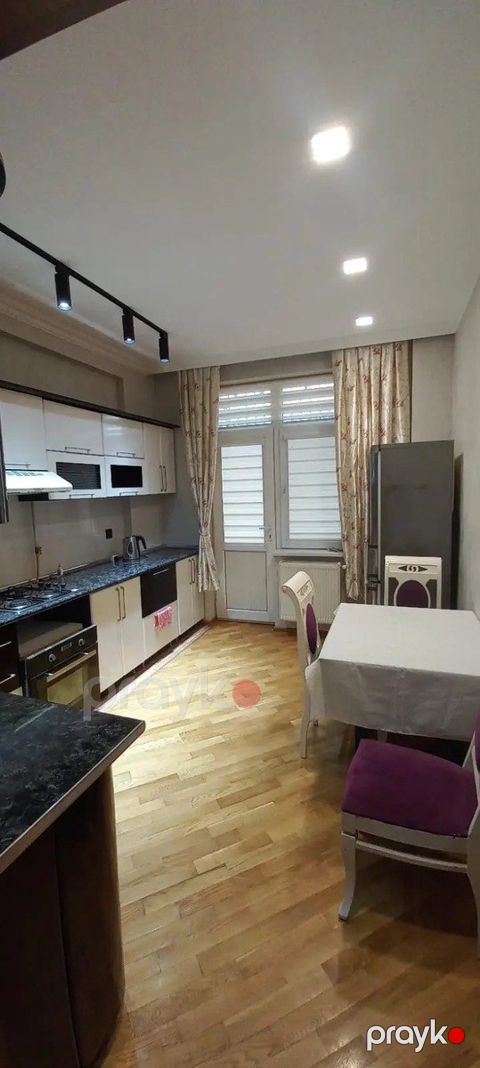 İcarəyə verilir 2 otaqlı yeni tikili 100 m²