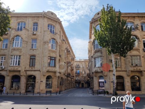 Satılır 3 otaqlı köhnə tikili 75 m²
