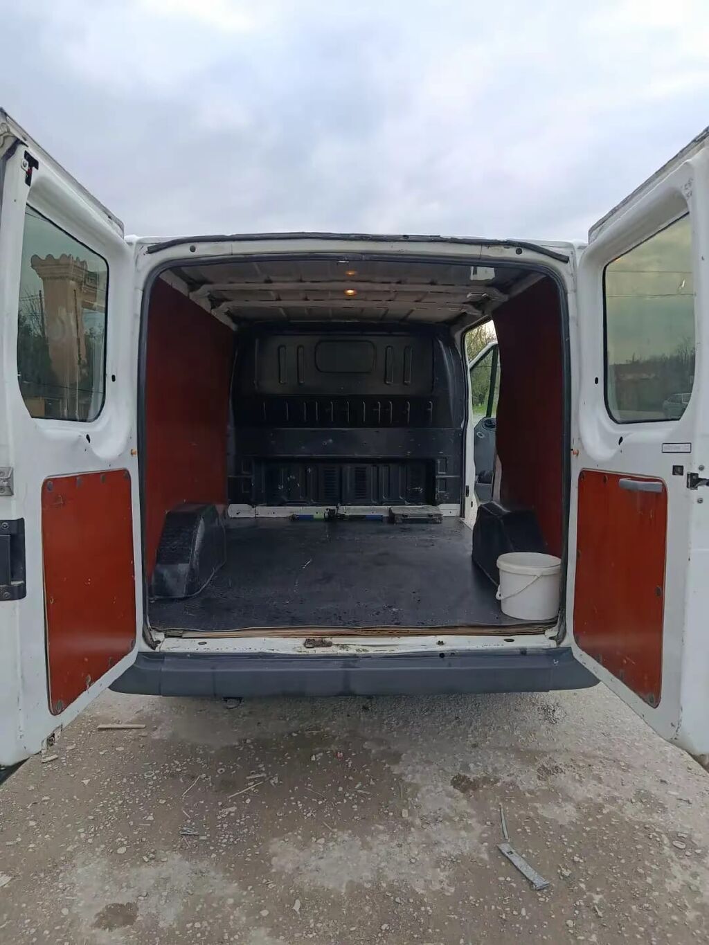 Ford Transit mikroavtobus/miniven Xüsusiyyətlər: - Korpus: ağ rəngli — Avtomobillər, Xaçmaz (6)