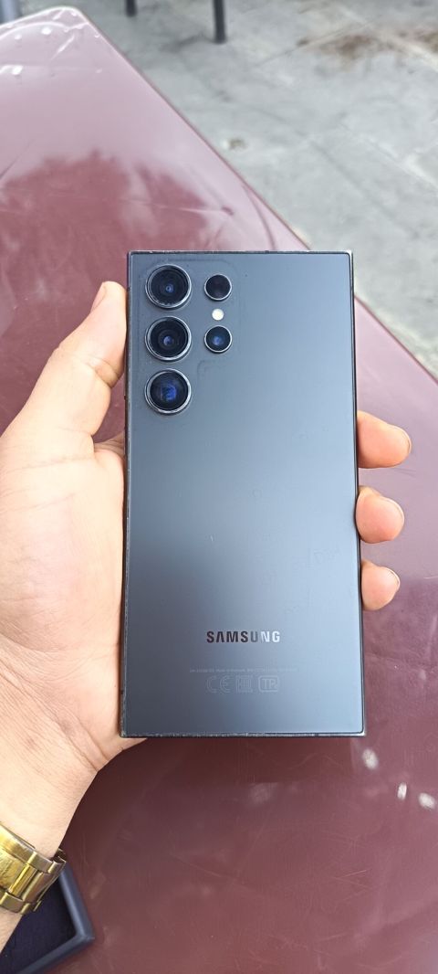 Samsung Galaxy S22 Ultra, rəng - Qara, Simsiz şarj — Bakı