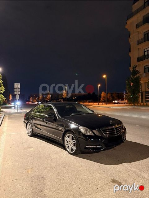 Mercedes E 220, 2.1 L, 2011 il, 320 000 km