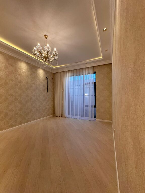 Satılır 4 otaqlı həyət evi/bağ evi 250 m² — Ev, villa, Bakı (9)