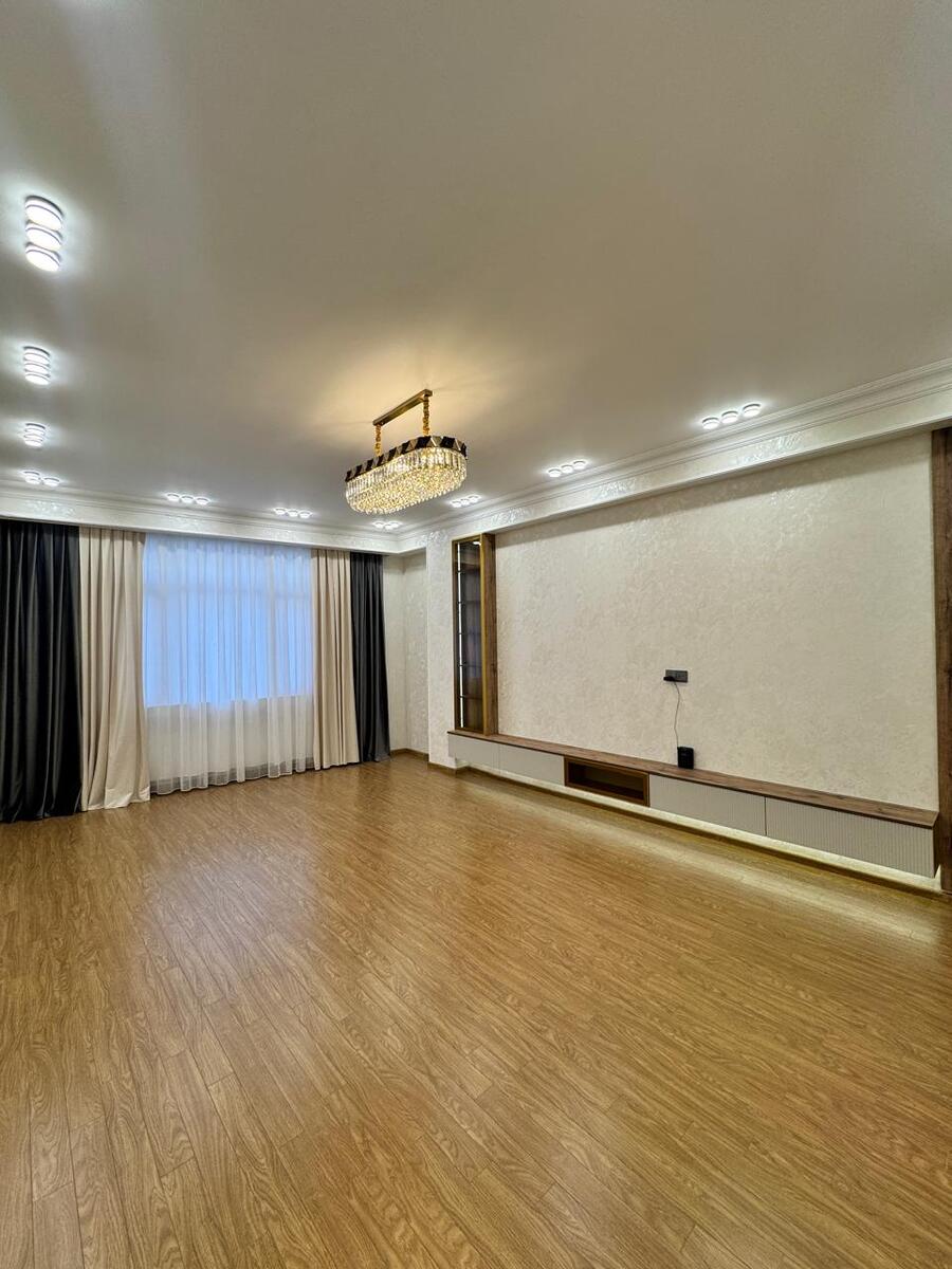 Satılır 3 otaqlı yeni tikili 135 m² — Mənzil, Bakı (5)