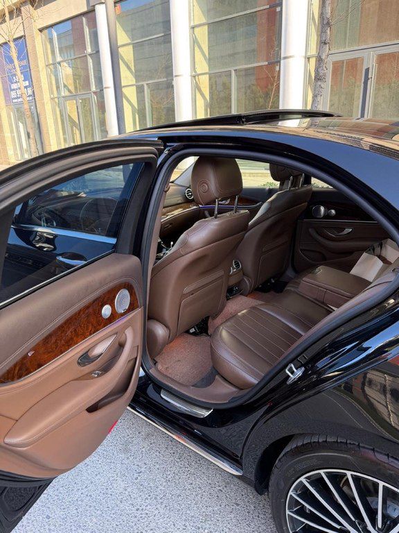 Mercedes E 300, 2.0 L, 2018 il, 156 000 km — Avtomobillər, Bakı (9)