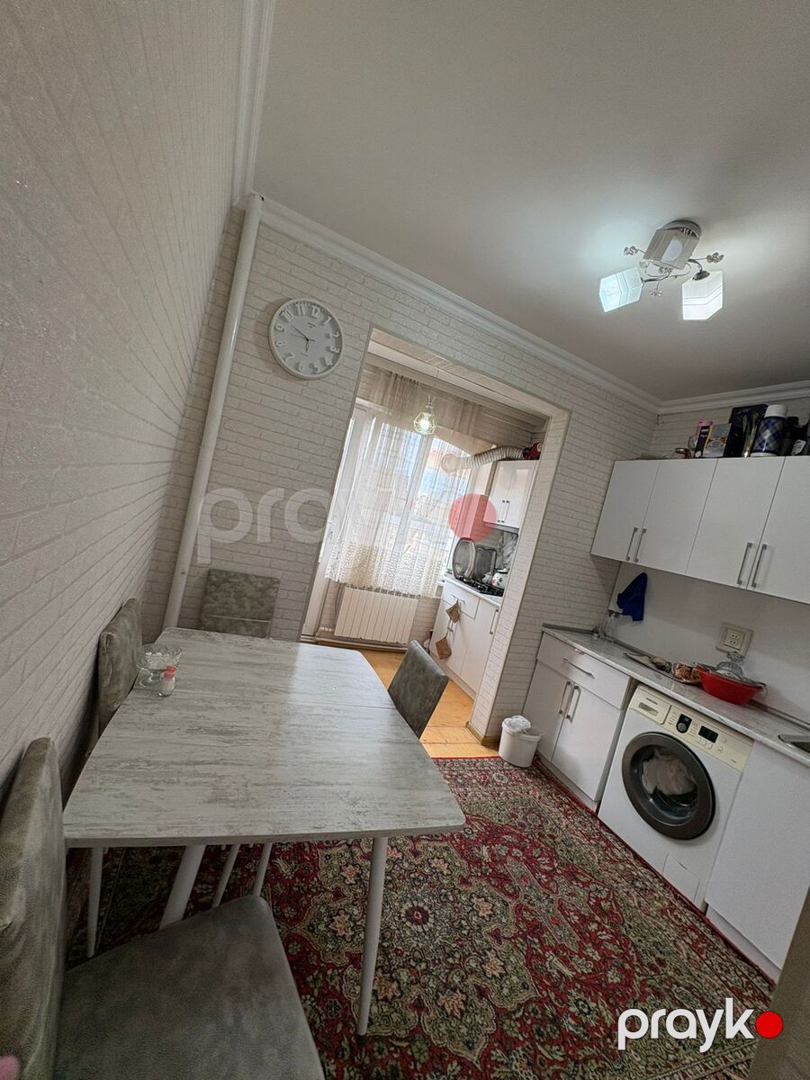 Satılır 2 otaqlı köhnə tikili 60 m² — Mənzil, Bakı (3)