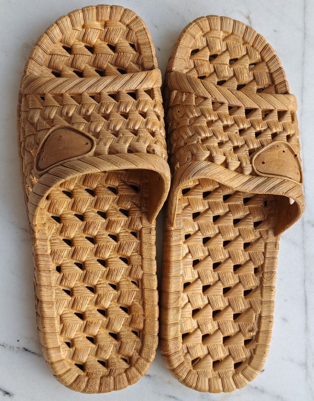Ölçü: 38, rəng - Qızılı, İşlənmiş — Sandal, Bakı
