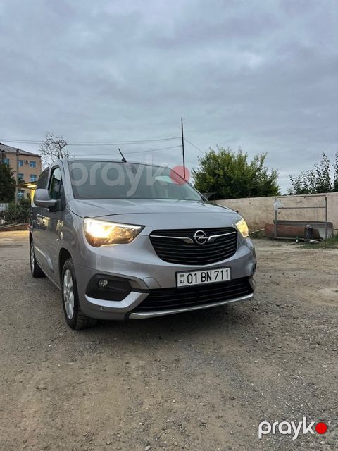 Opel Combo, 1.5 L, 2019 il, 345 000 km