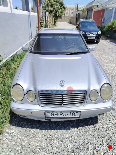 Mercedes E 200, 2.0 L, 1998 il, 750 000 km