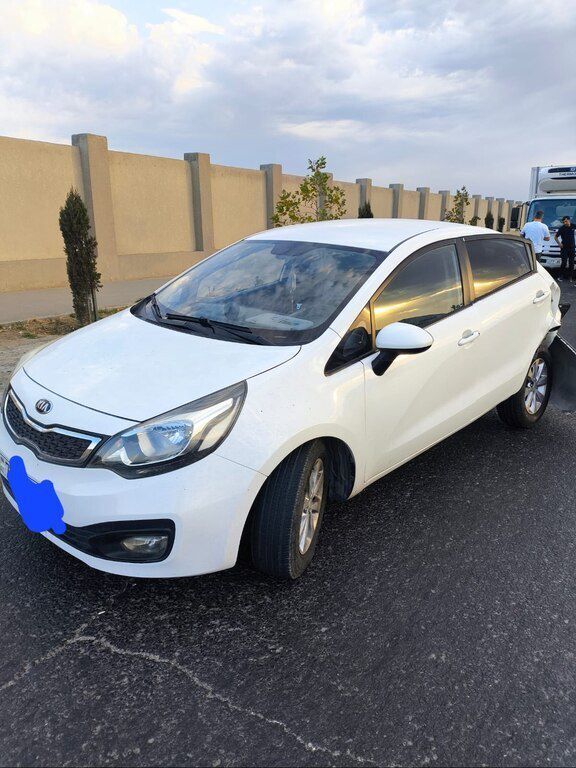 Kia Rio, 1.4 L, 2013 il, 200 000 km — Avtomobillər, Bakı (3)