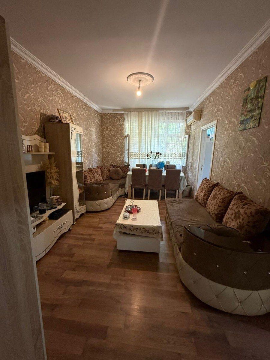 Satılır 2 otaqlı köhnə tikili 45 m² — Mənzil, Bakı (2)