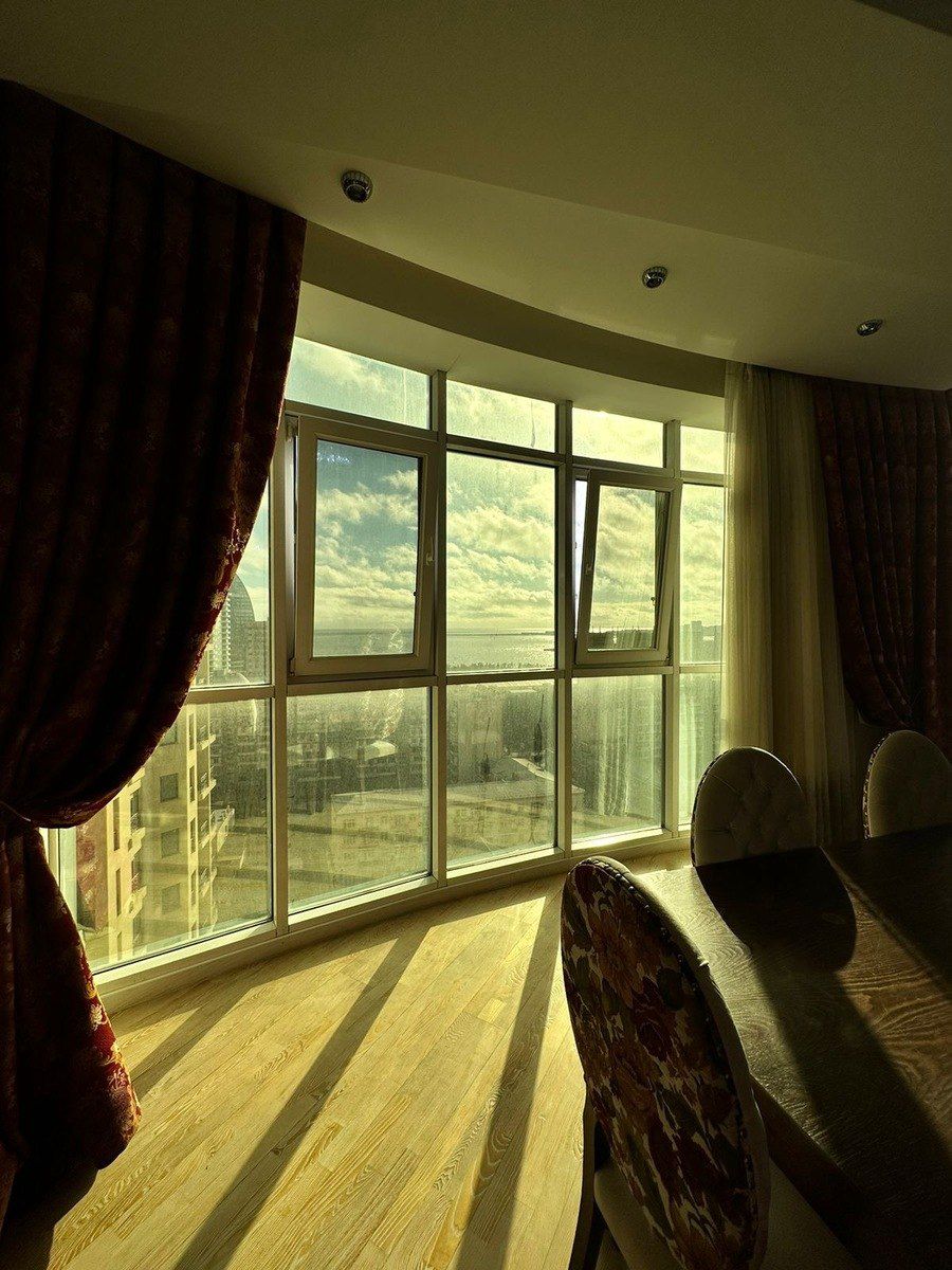 İcarəyə verilir 4 otaqlı yeni tikili 247 m² — Mənzil, Bakı (5)
