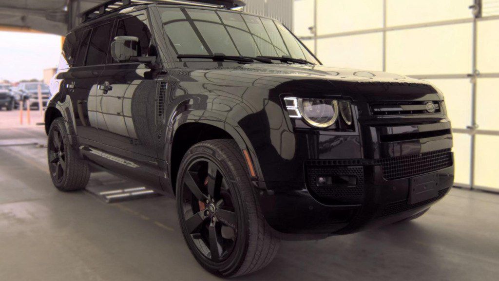 Land Rover Defender, 3.0 L, 2023 il, 111 045 km — Avtomobillər (4)