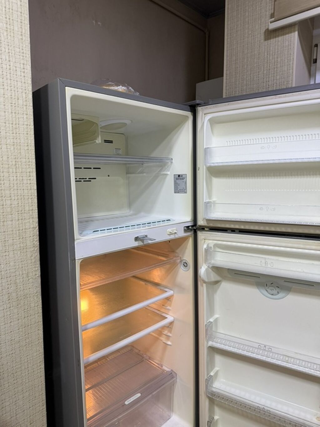 İki qapılı LG soyuducu - Rəng: gümüş (inox effektli korpus) - Qapı — Soyuducular, Bakı (4)