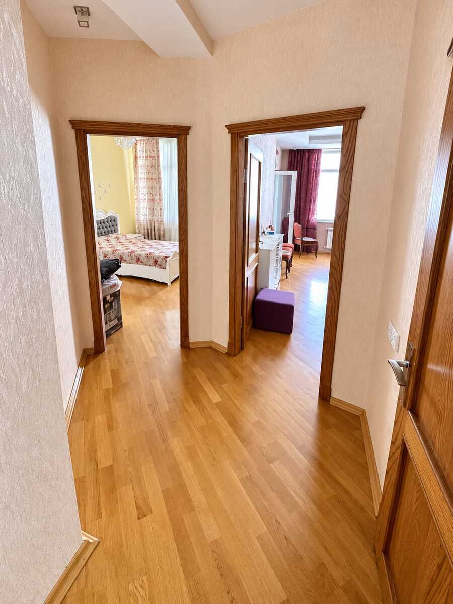 İcarəyə verilir 3 otaqlı yeni tikili 110 m² — Mənzil, Bakı (9)