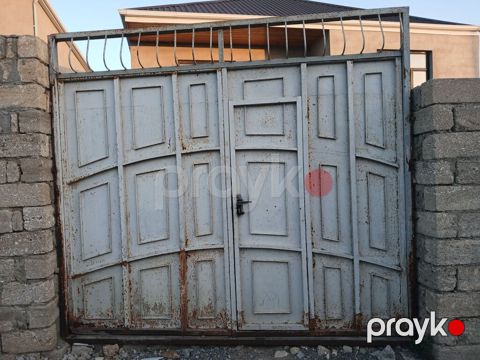 Metall darvaza dəsti - Material: qalın polad təbəqə və profil karkas — Bakı